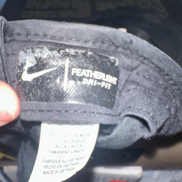 Wore Nike mens cap - Picture 3 of 3